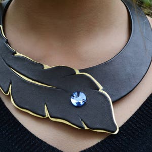 Collana di pelle, collana nera, collana di piume, collana dichiarazione, collana di moda, collana di bicb, regalo di ragazza, carta eseri immagine 7