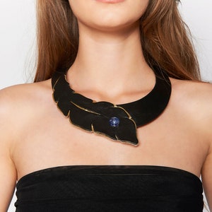 Collana di pelle, collana nera, collana di piume, collana dichiarazione, collana di moda, collana di bicb, regalo di ragazza, carta eseri immagine 5