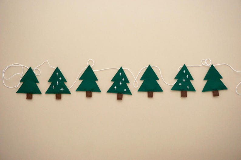 Christmas tree garland, pine tree garland, Christmas bunting, Christmas felt garland, winter garland, felt mantel garland, WHITE embroidery image 5
