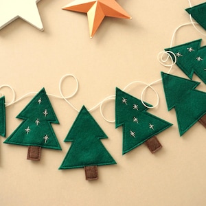 Christmas tree garland, pine tree garland, Christmas bunting, Christmas felt garland, monochrome garland, mantel garland, SILVER embroidery