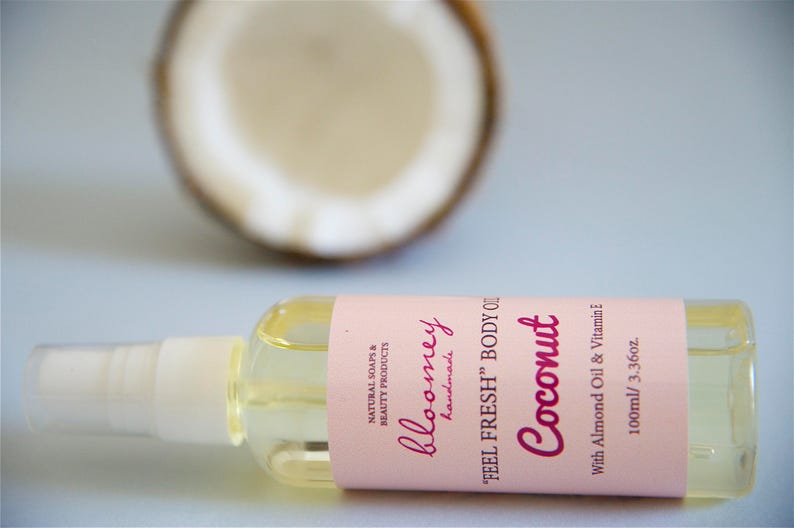 Moisturizing Body Oil Spray Coconut Scented