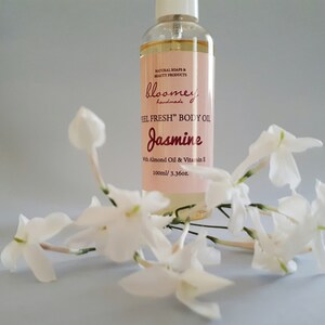 Moisturizing Oil For Soft Skin with Jasmine Scent