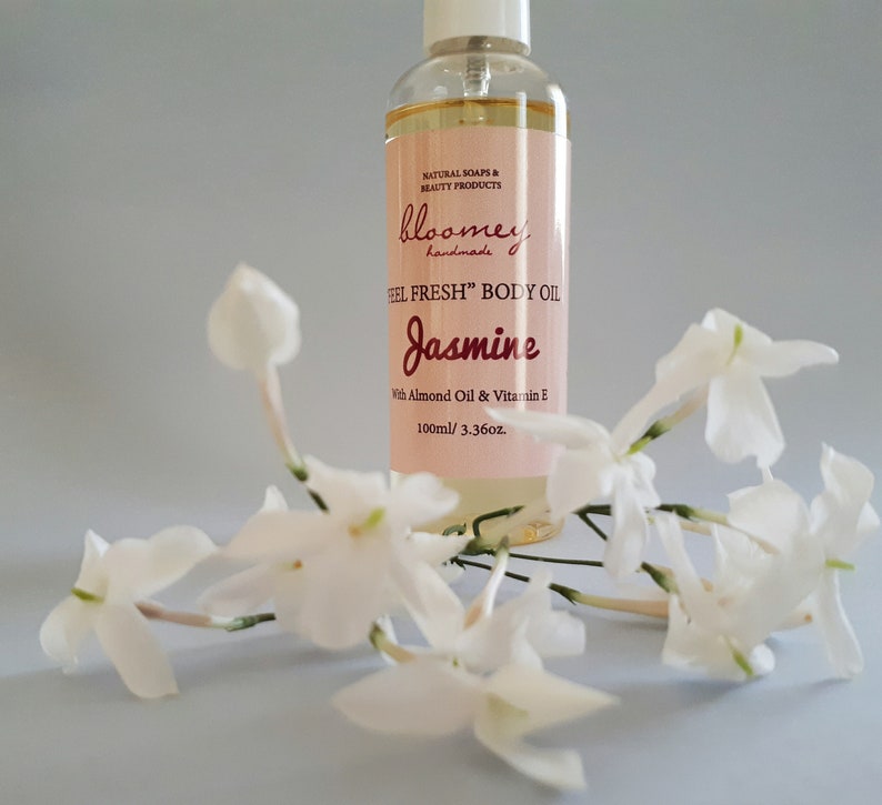 Moisturizing Oil For Soft Skin with Jasmine Scent