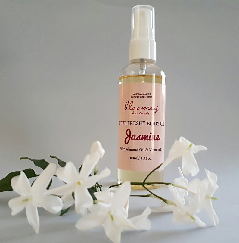 Skin Hydrating Oil with Jasmine Scent 8.4 oz