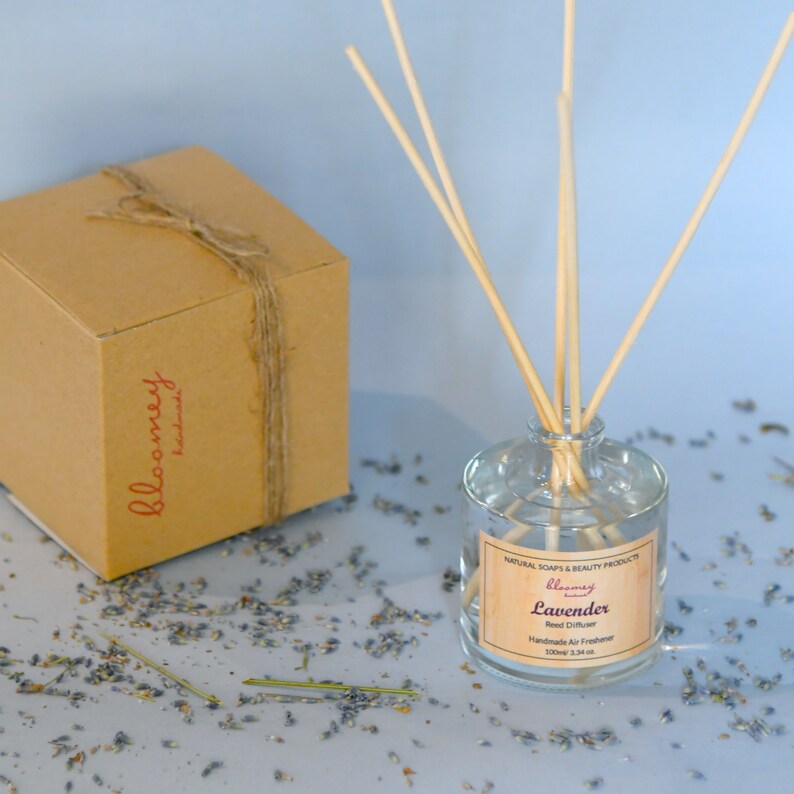 100ml Glass Bottle with Lavender Reed Diffuser