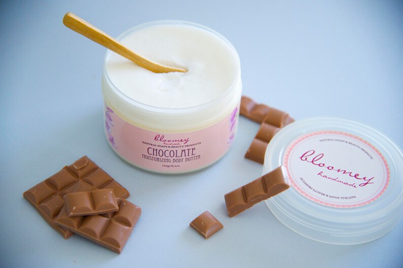 Skin Nourishing Body Cream with Chocolate Scent