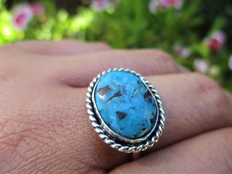 Kingman Turquoise Ring Size 8 Sterling Silver