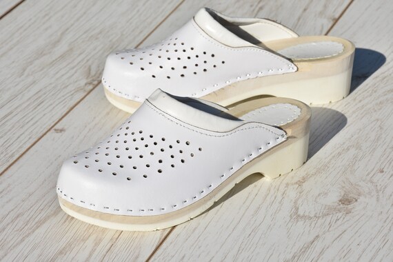 orthopedic clogs mules