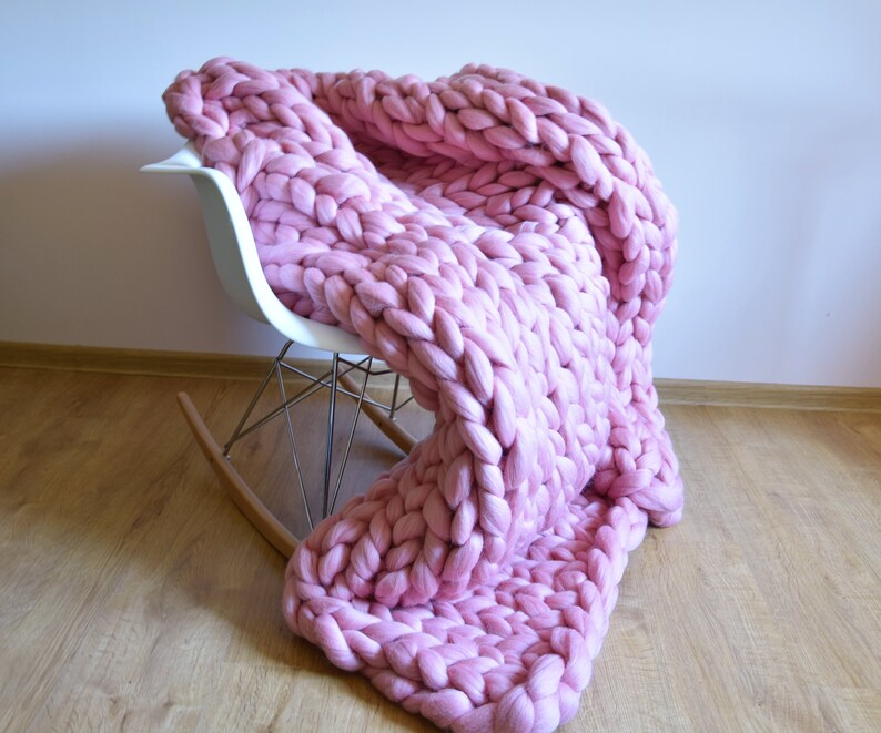 Chunky blanket Pink Chunky Blanket Knitted blanket Chunky | Etsy