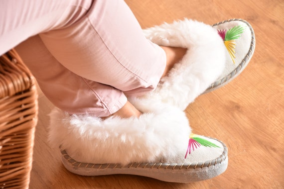 warm womens slippers