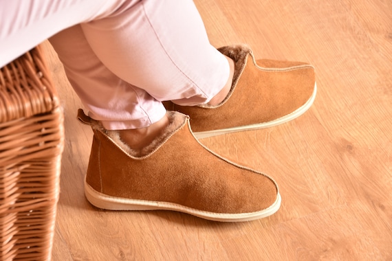 Sheepskin Slippers Womens Leather Shoes Boots Ugg Style Warm Comfy 100 Sheepskin House Slippers Christmas Gift Sale