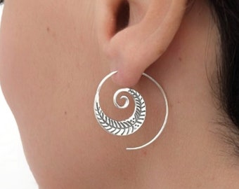 Tribal Maori fern leaf spiral earrings in sterling silver, Boho feather threader earrings, Festival jewelry for her, Ethnic style earrings