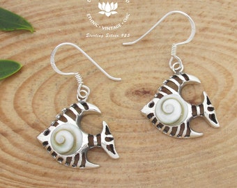 Tropical Fish dangle Earrings in sterling silver, Shiva Eye Shell beach earrings, Ocean and Sea lover jewelry gift, Summer jewellery for her