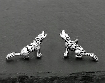 Sterling Silver Howling Wolf Stud Earrings 9mm Wide – Animal