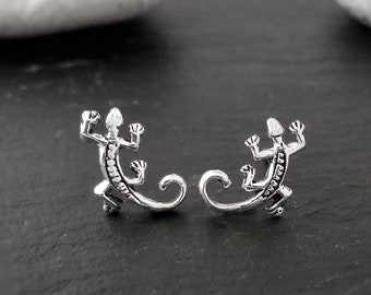 Dainty gecko stud earrings in sterling silver, Cute gecko Lizard post earrings, Small Reptile earrings, Beach and surf lover jewellery