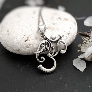 Om ganesha pendant necklace for Women and Men, Sacred lucky symbol pendant, Hindu god necklace, Yoga lover jewellery gift, Ganesh necklace