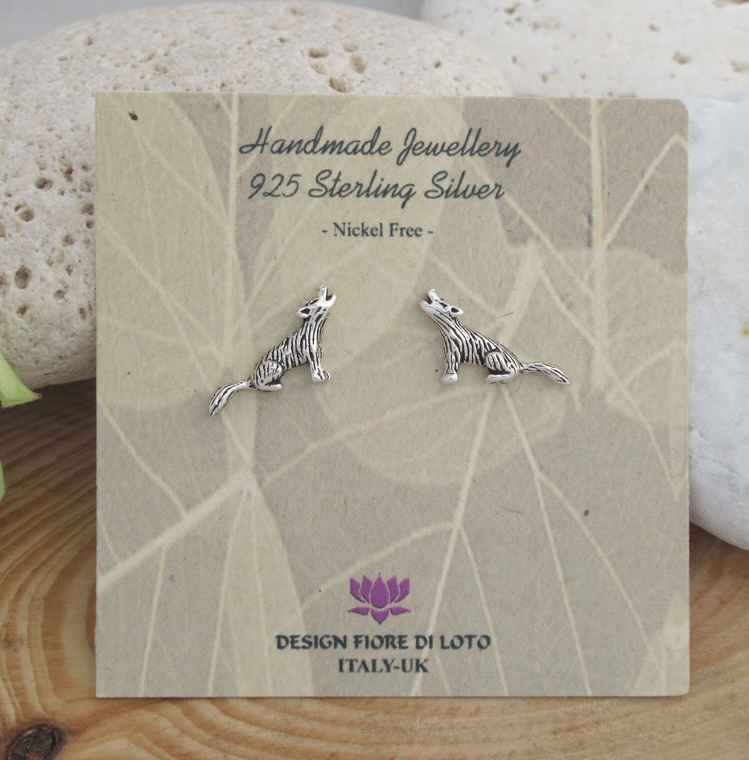 Orecchini a bottone in argento sterling a forma di lupo ululante - Regalo di gioielli con animali selvatici - Italia