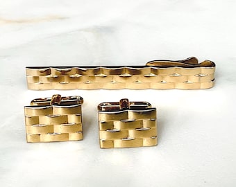 Vintage Hickok USA Tie Clip Cufflinks Set: Pale Gold Basketweave, 1970s
