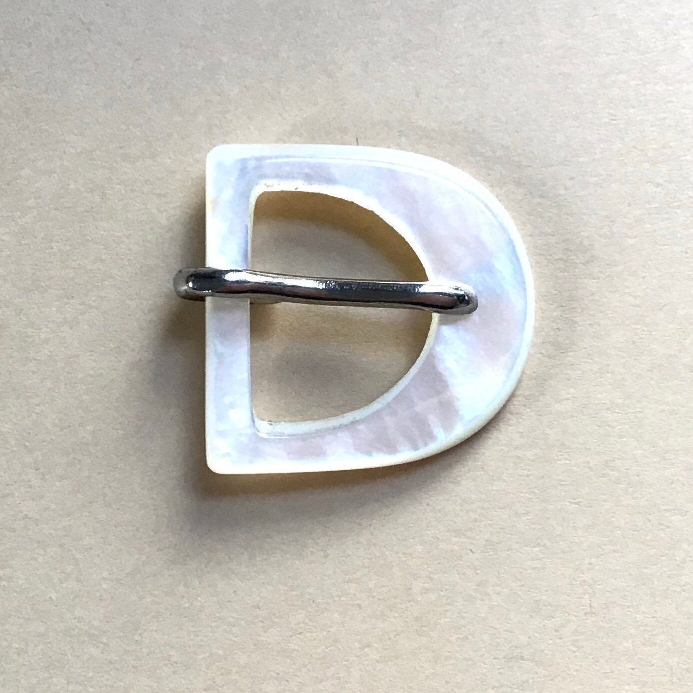 Vintage Belt Buckle 30mm MOP Natural 