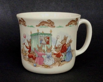 Bunnykins Royal Doulton mug, Punch and Judy Show, Kids Mug English Tea Cup Vintage Table Decor, Tea Decor Cup For Children Cute Decor