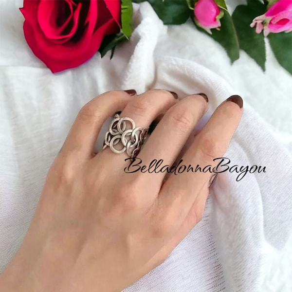 Circles Band Ring, Wide Silver Ring, Wide Circle Ring, Circles Ring, Trendy Rings, Everyday Ring, Ladies Silver Ring, Ladies Ring