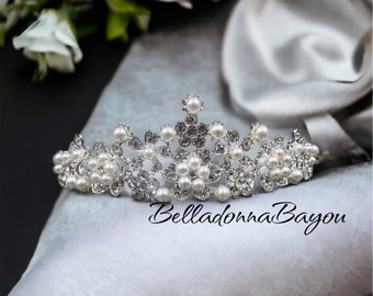 Pearl Tiara, Pearl Headpiece, Wedding Tiara, Bridal Tiara, Pearl Crown, Princess Tiara, Royal Tiara, Tiara Crown, Princess Crown