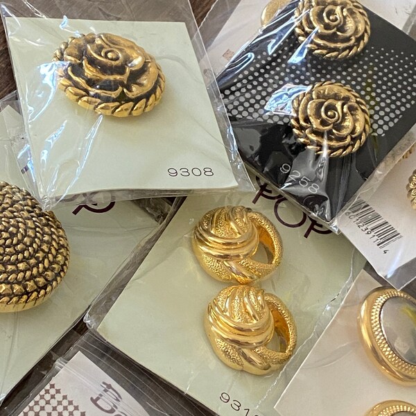 Fancy, detailed, vintage, beautiful, rare, Gold color Buttons
