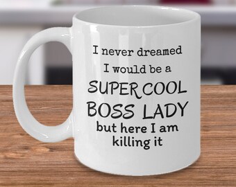 Taza estupenda de la señora del jefe - regalos para el jefe femenino - regalo del jefe para ella - jefe de la muchacha - regalo femenino divertido del jefe - taza de la señora del jefe - regalo del compañero de trabajo