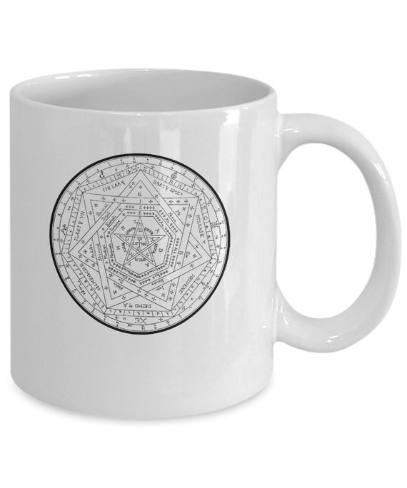 Dee Wite Black mug 11oz by Retro Boater Dee Wite Black mug 11oz by Retro Boater