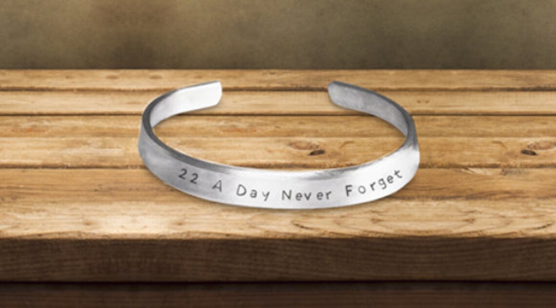 Veteran Bracelet 22 A Day Never Forget Army Military ex | Etsy