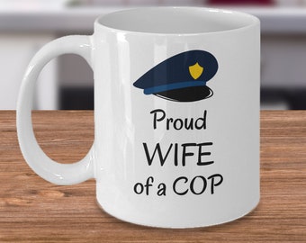 警察官への贈り物 - 警察官の誇り高き妻 面白い法執行機関のコーヒーマグ - 警察官の配偶者へのバレンタインデーの母の日の贈り物 - 警察官への贈り物