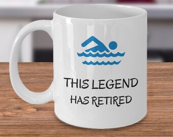 OM3 Tazza Da Caffè 325ml Con Scritta Divertente 'Rentner 2025 – Eine Legende Lässt Das Gelände', Regalo Di Pensionamento, Nera