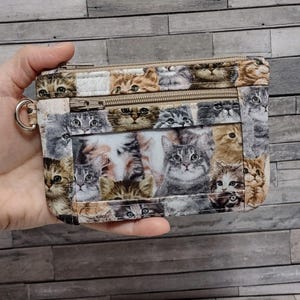 Portatarjetas de gato, estuche con cremallera, billetera minimalista, regalo de gatitos peludos, llavero, monedero, diseño de doble cremallera / correa de muñeca opcional