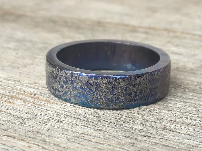 Titanium Wedding Hypoallergenyc Ring With Haotyc Structure Hammered Oxygenating Blue Colour Lord Of The Ring Handcrafted r Fiancee Promised