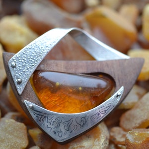 Wood Pendant Amber Necklase Factured Silver With Black Enamel Element Idea For Mother Gift Nature Material And Very Warm Gift