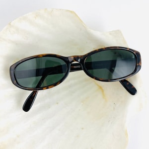 Authentic Vintage 90s Slim Brown Tortoise Oval Sunglasses