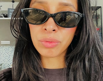 True Vintage 90s Mini Black Triangle Sunglasses