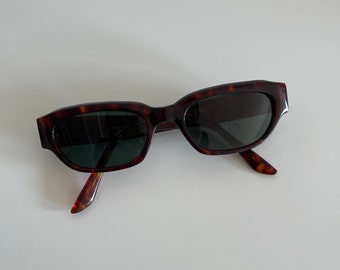 Authentic Vintage 90s Mini Tortoise Square Sunglasses