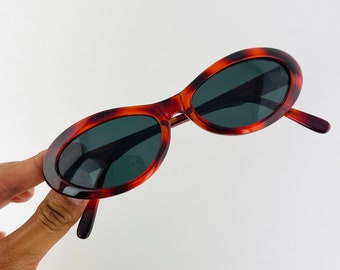 Authentic Vintage 90s Red Tortoise Shell Oval Cat Eye Sunglasses