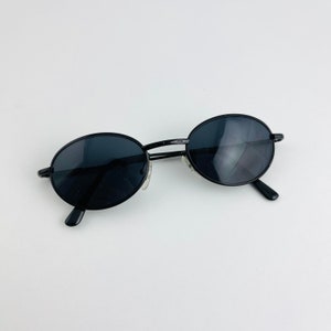 Authentic Vintage Black Metal Frame Oval Sunglasses image 6