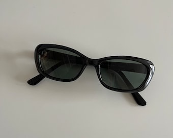 Authentic Vintage 90s Black Square Sunglasses