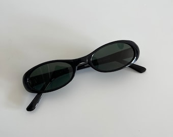 Authentic Vintage 90s Slim Black Oval Sunglasses