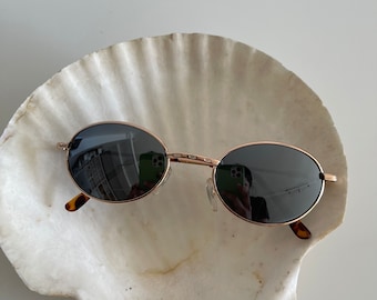 Authentic Vintage Gold Metal Frame Oval Sunglasses with Reflective Lenses