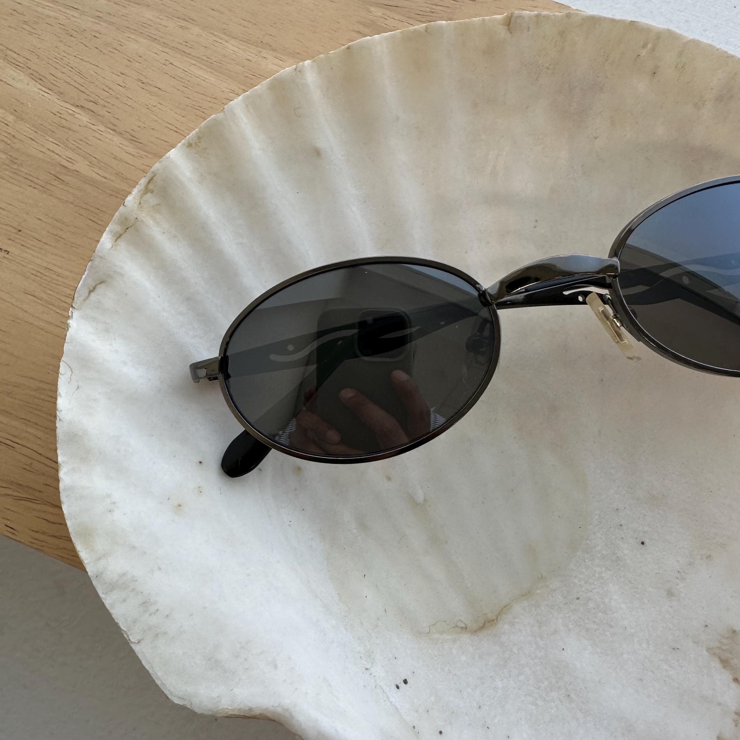 Polarized Oval Metal UV400 Protection Sunglasses, Classic Retro Vintage TR90 Vintage 90s Oval Sunglasses Retro Metal Frame Polarized  main image 2