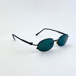 Vintage Mini Black Metal Frame Oval Sunglasses