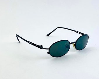 Vintage Mini Black Metal Frame Oval Sunglasses