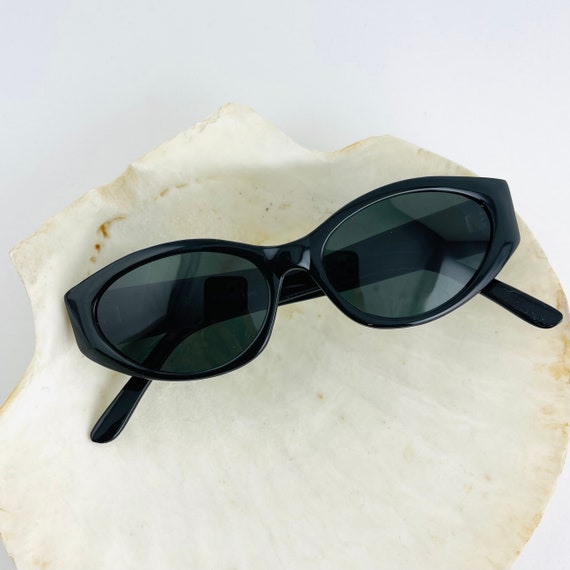 Authentic Vintage 90s Black Cat Eye Sunglasses - image 1