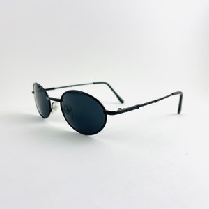 Authentic Vintage Black Metal Frame Oval Sunglasses image 2