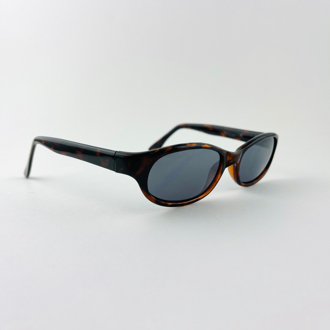 de soleil Slim Oval Tortoise Shell des années 90 Etsy