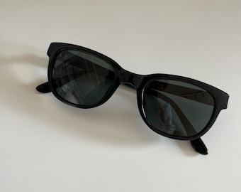 Authentic Vintage 90s Black Square Sunglasses